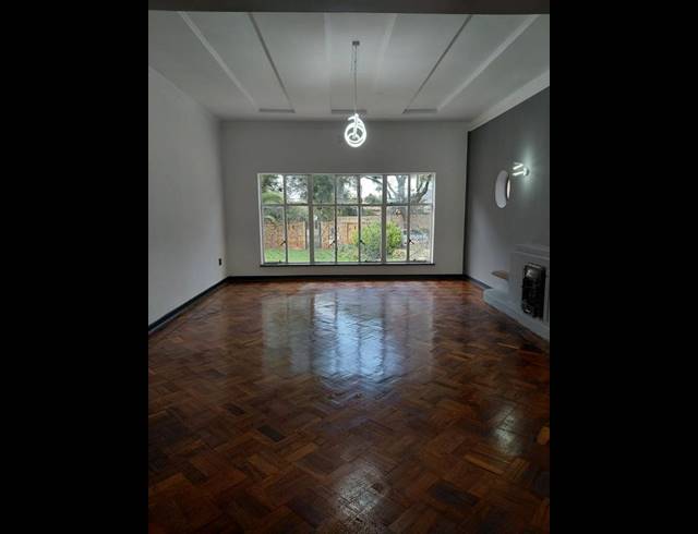 3 BEDROOM HOUSE FOR SALE IN GREENSIDE